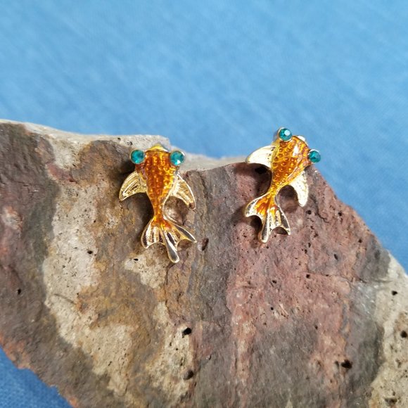Betsey Johnson Goldfish Earrings - NWT - Picture 4 of 5